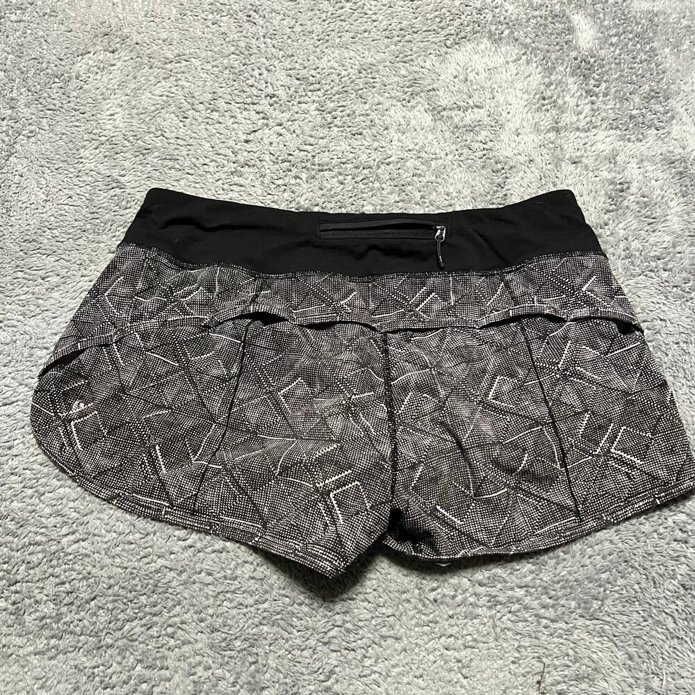 Lululemon Speed Short Womens 8 Daisy Dust Alpine White Black W7AFSS